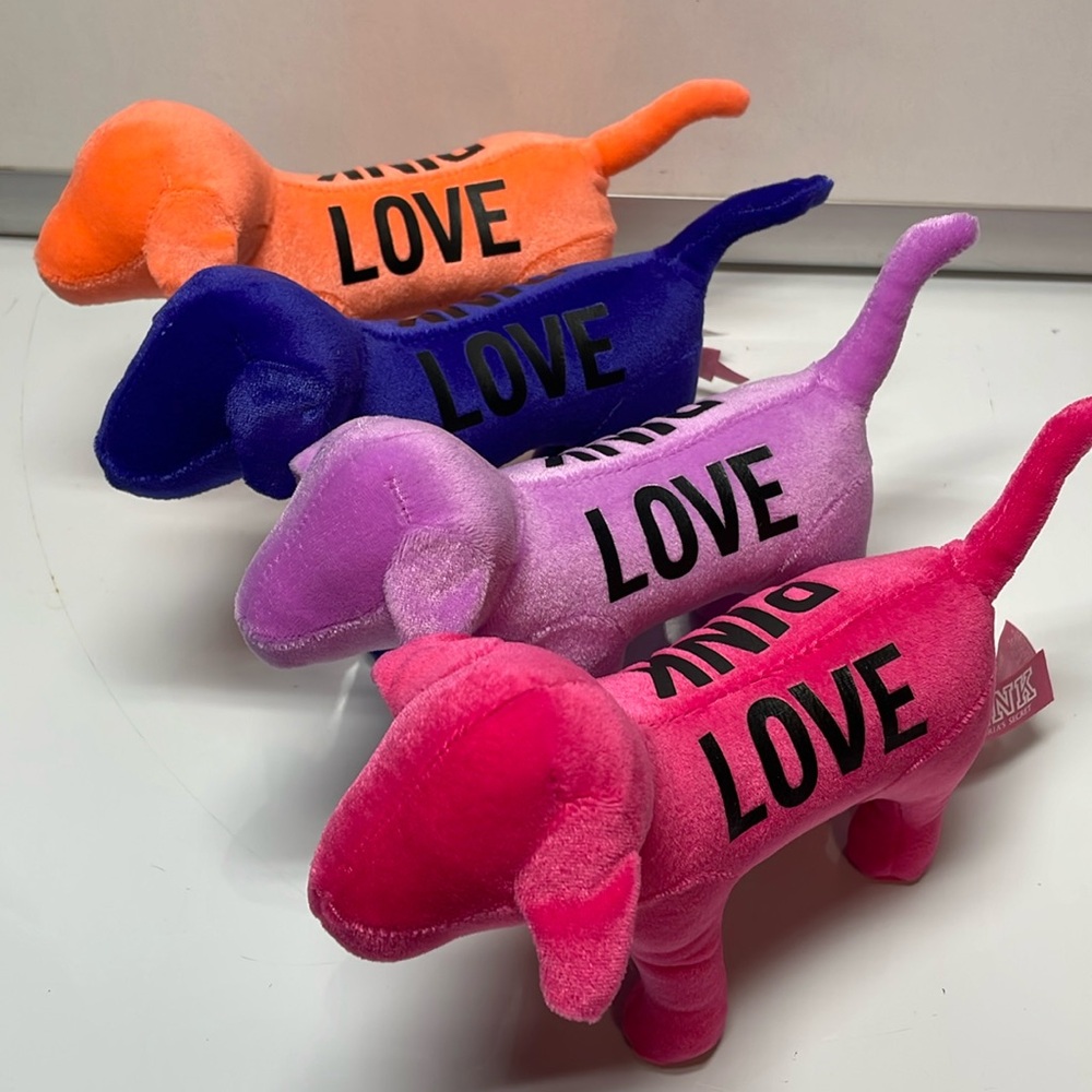PINK Mini Dogs (lot of 4) - Picture 2 of 5